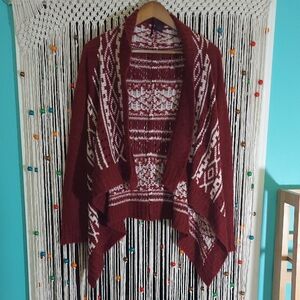 Elegant Maroon Patterned Cardigan